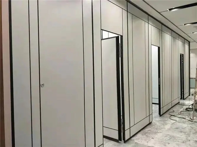 折叠式活动隔断